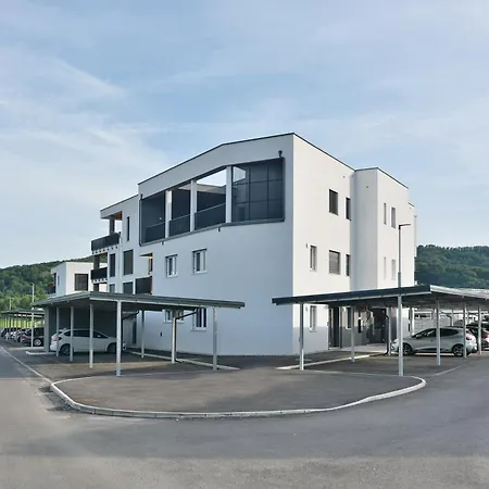 아파트 Urban Lodge Premium Apartments