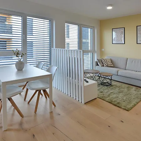 Urban Lodge Premium Apartments 아파트