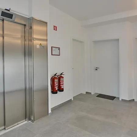 아파트 Urban Lodge Premium Apartments