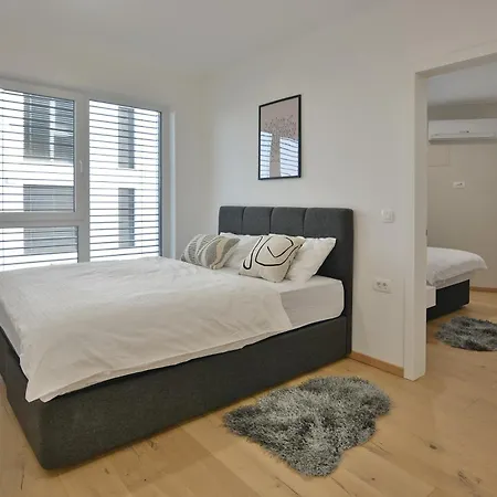 Urban Lodge Premium Apartments *