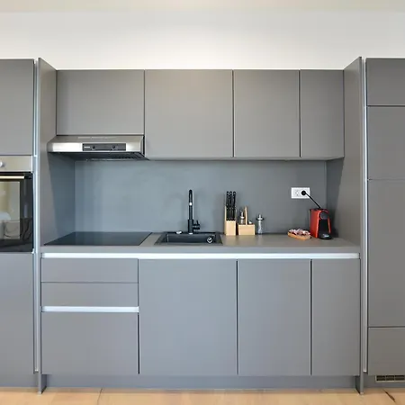 Urban Premium 3*